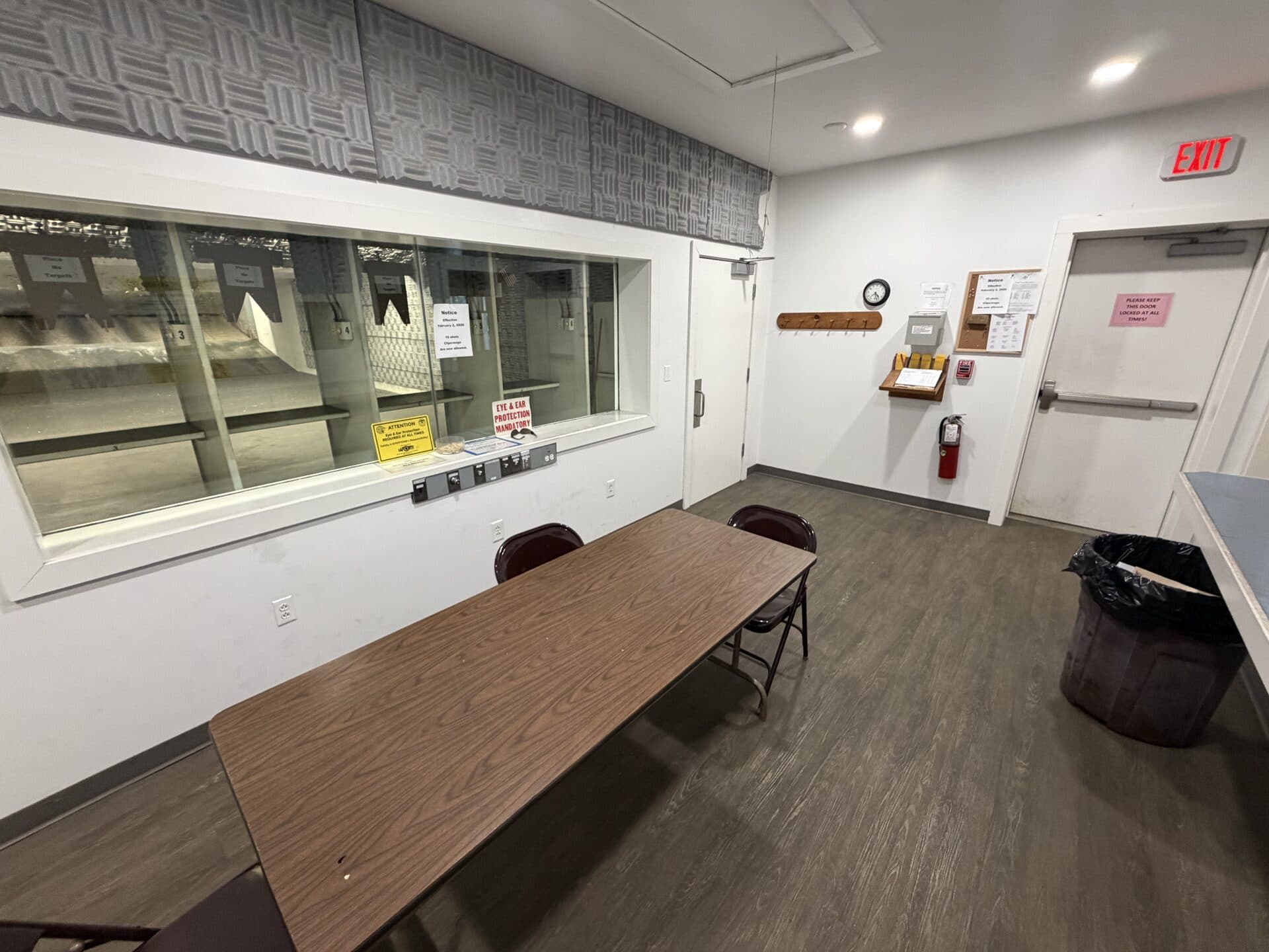Indoor Pistol Range · lane view