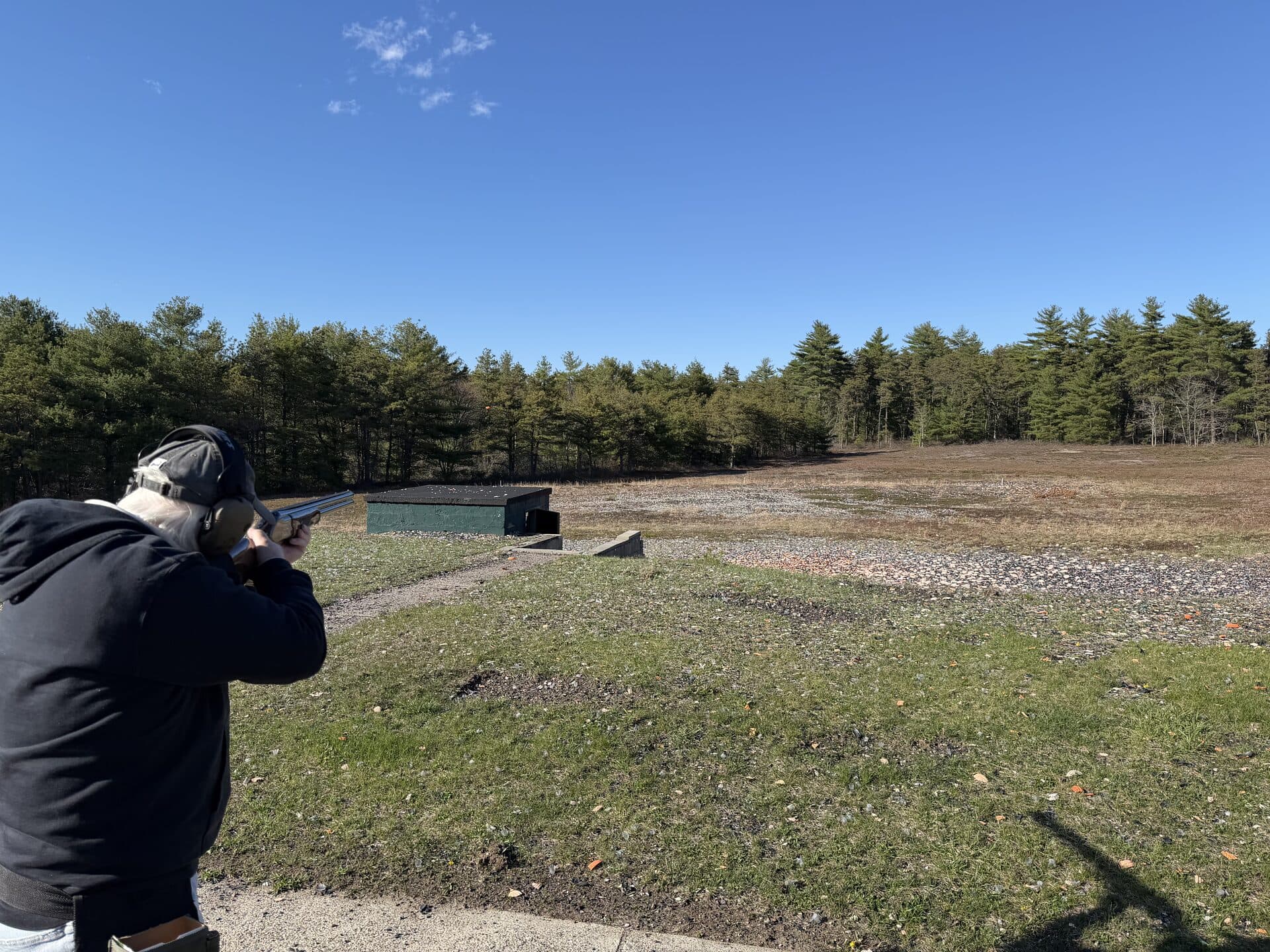 Skeet shooter