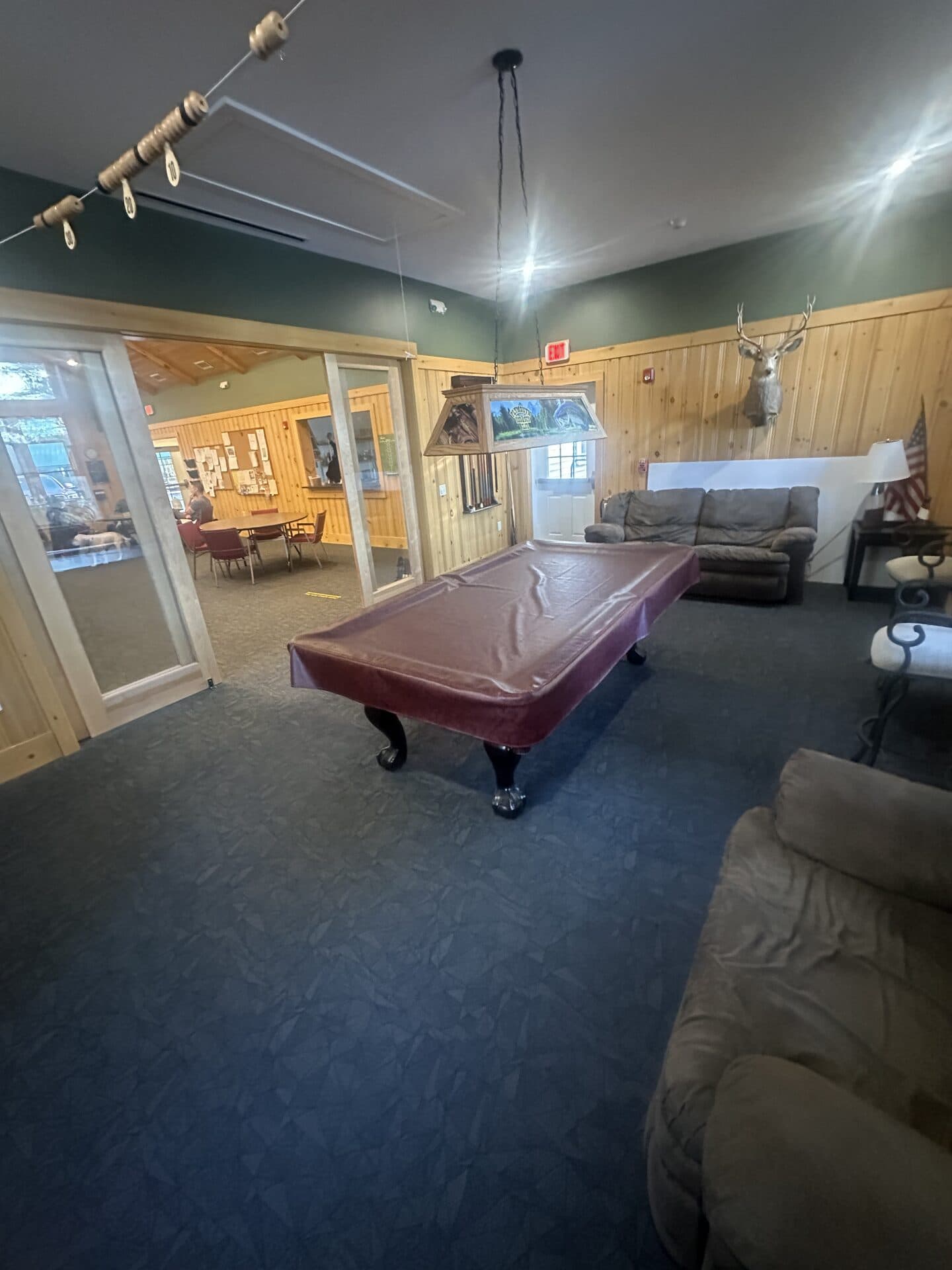 Upper Clubhouse lounge with billiards